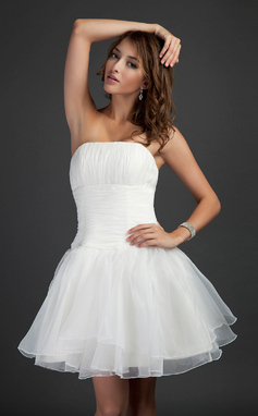 Ligne-A/Princesse Sans bretelles Mi-longues Organza Robe de Cocktail avec Ondulé (016015368)